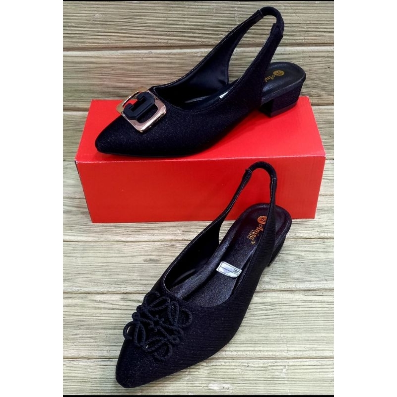 Flatshoes wanita bustong karet hells kekinian terlaris