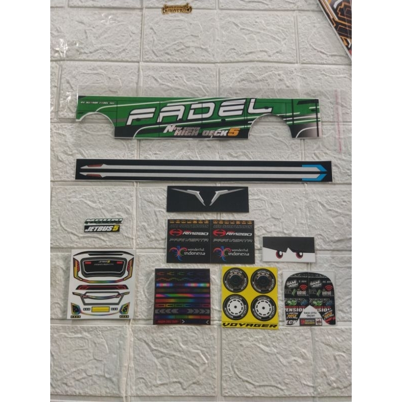 

liveri Maudy 1 seat kumplit+ selendang