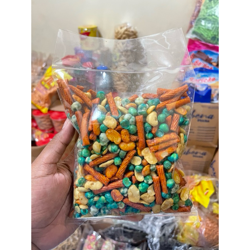 

JAIPONG KACANG KORO CAMPUR 250 GR