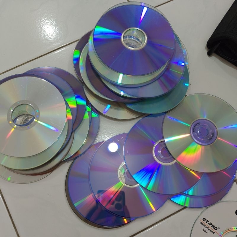 cd bekas bahan kerajinan prakarya