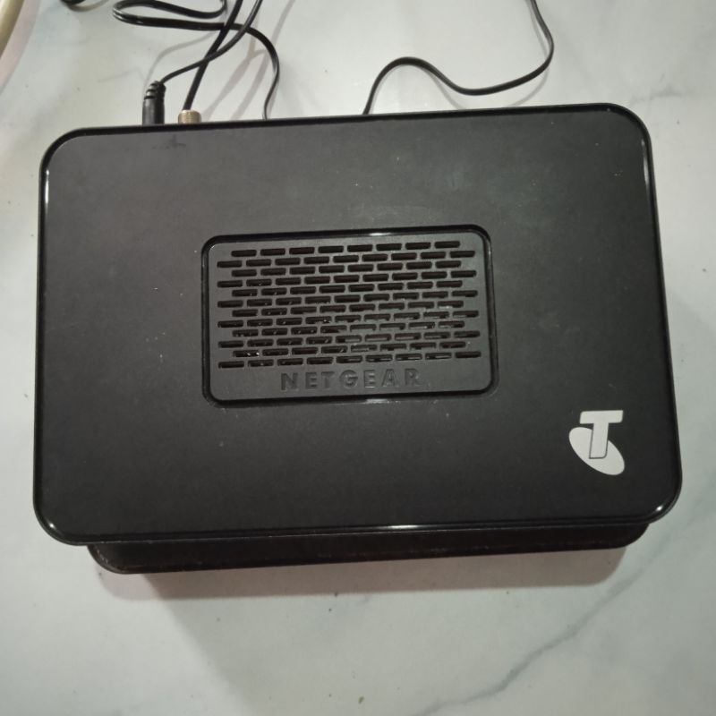 Netgear CG3100D-2BPAUS Gigabit Router