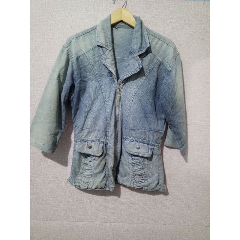 Baju jacket denim wanita branded size M second