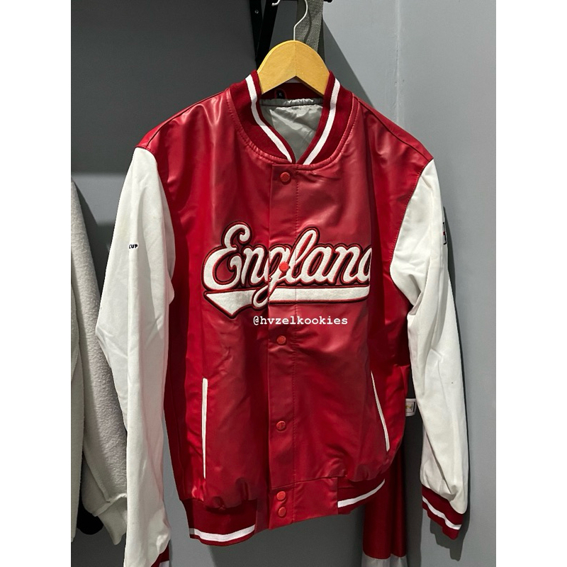 (Nego✅) Official Merchandise Fifa World Cup 2014 / England Team Red Varsity Jacket
