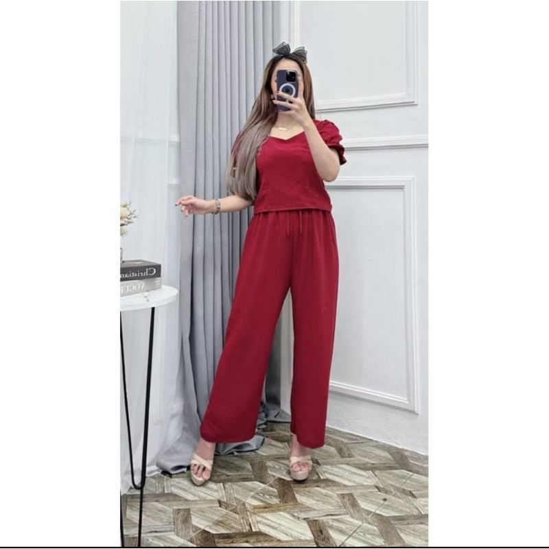 One Set Wanita Kekinian / Setelan Cringkle Wanita / Setelan Clara Set Crop Top Wanita Kekinian - Baj