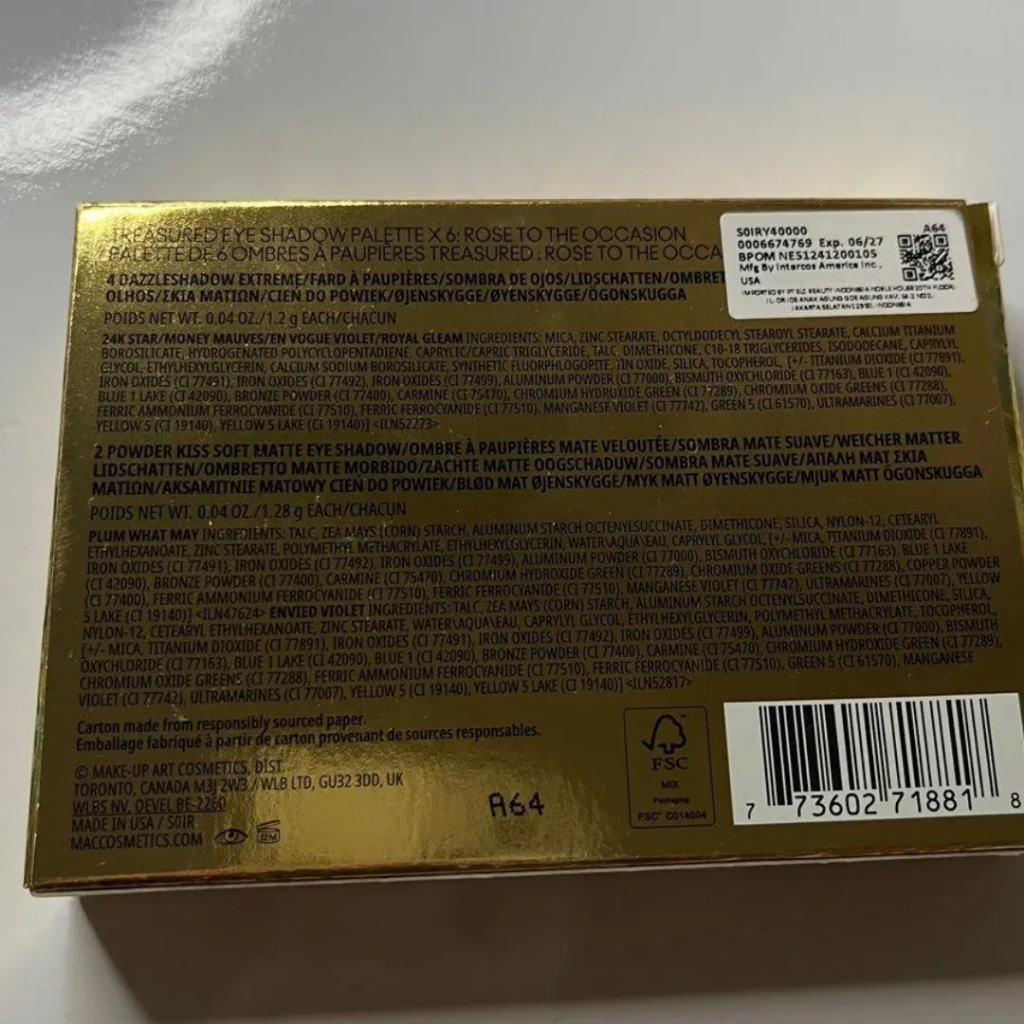 MAC holiday eyeshadow pallete preloved