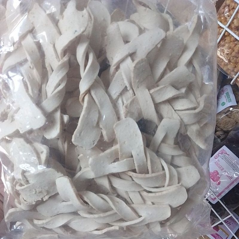

Kerupuk/krupuk IKAN BENTUK KEPANG