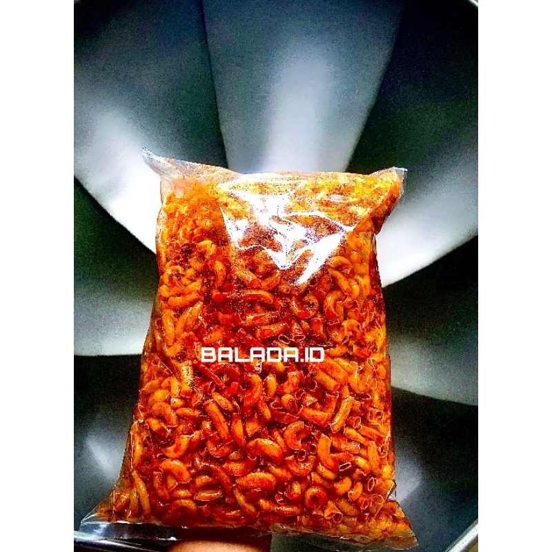 

RB22 Makroni Bantat PEDAS daun jeruk Kemasan 1 Kg