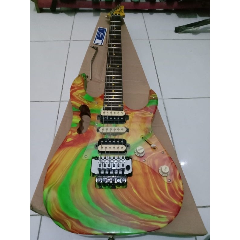 Gitar Ibanez Jem New Custom