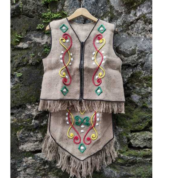 READY KOSTUM ADAT DAYAK PAKAIAN TRADISIONAL SUKU DAYAK KALIMANTAN BAJU ADAT DAYAK SETELAN DAYAK PRIA