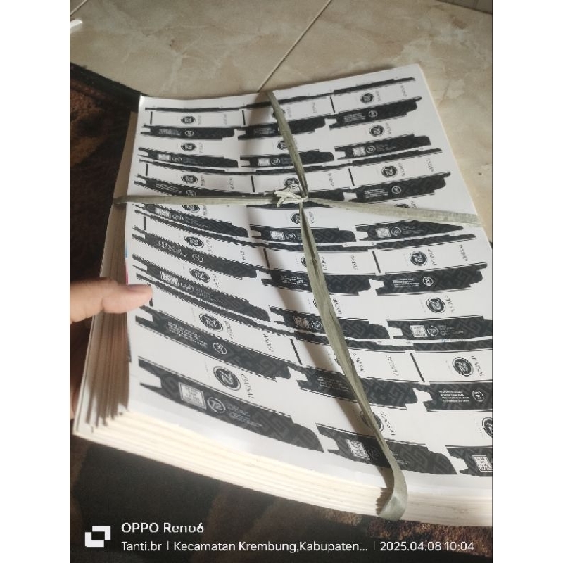 

KERTAS DUPLEK 1 KG ukuran 45x30 isi 25 lembar