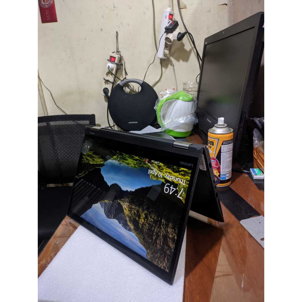 LENOVO Thinkpad Yoga Y370 Toucscreen i5 Gen 7 / i7 Gen 7