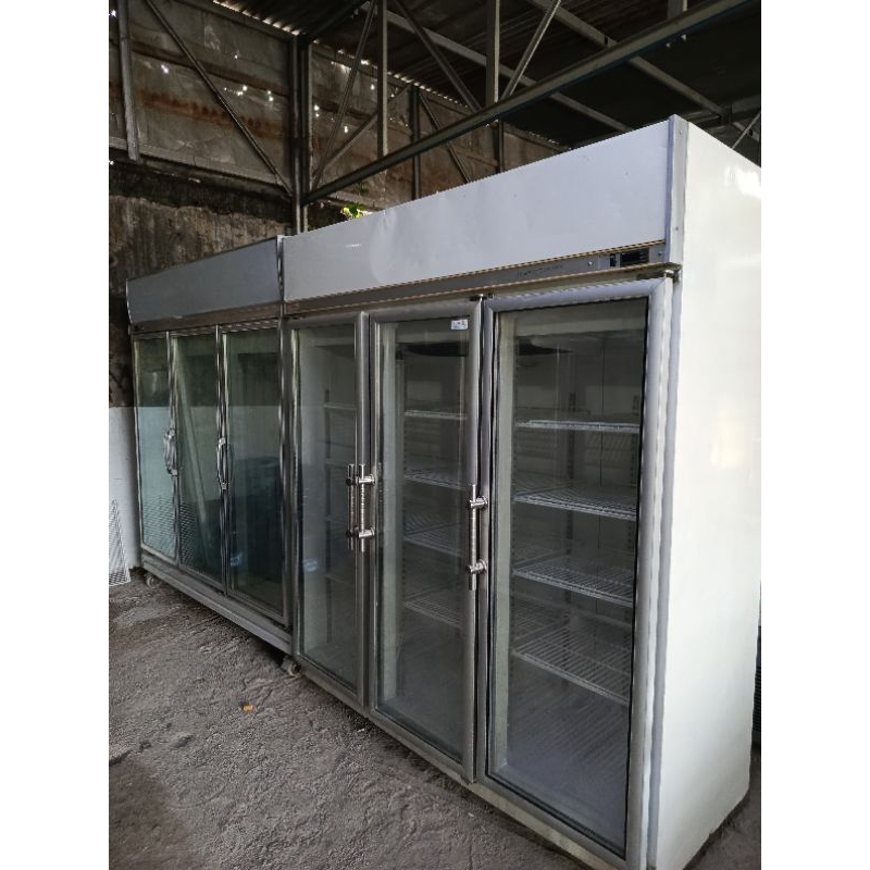 SHOWCASE 3 PINTU SANSIO