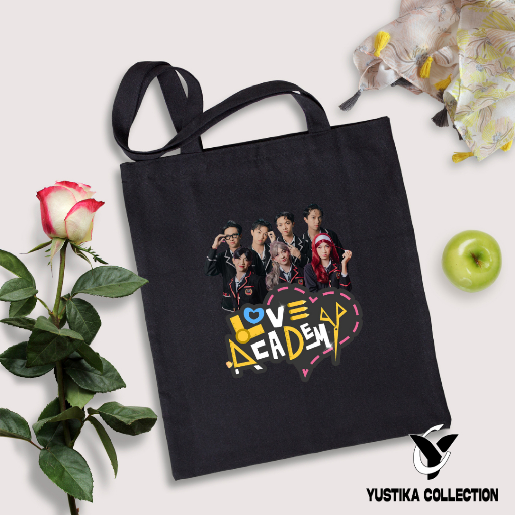 TOTEBAG SPTRAKORI LOVE ACADEMY - FREE PC RANDOM
