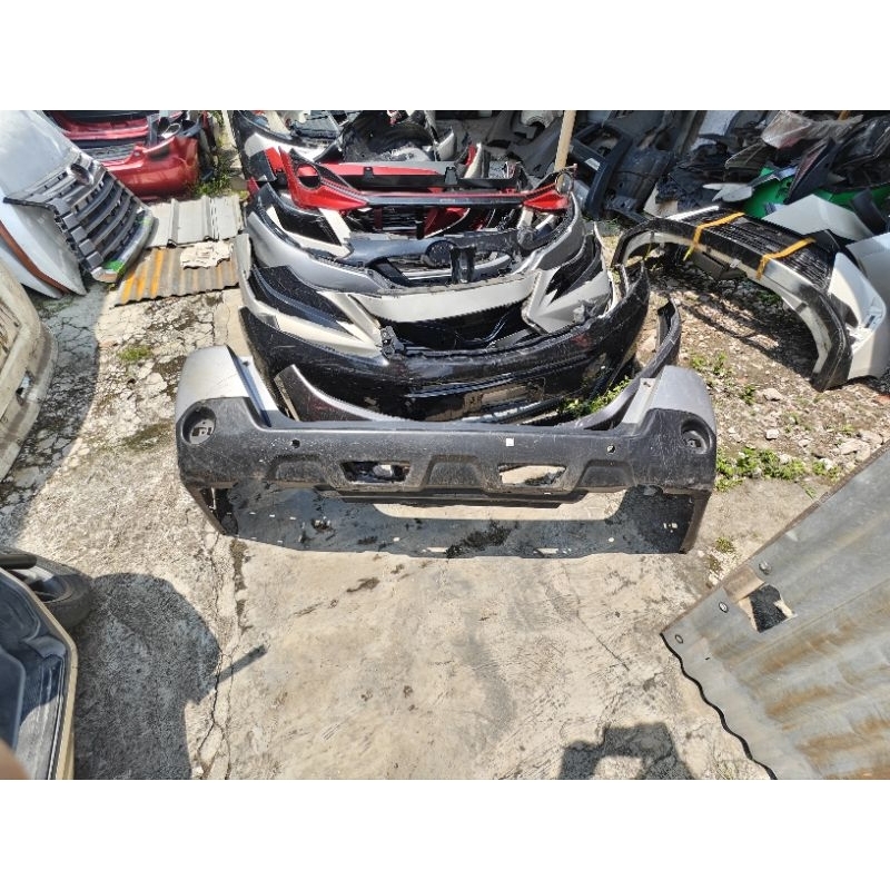 Bumper/bemper belakang nissan Xtrail 2010