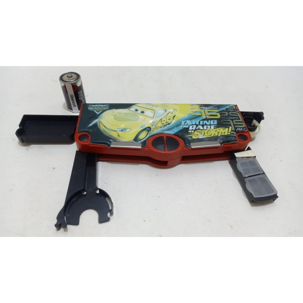 

Disneyland paris disney cars lightning mcqueen pencil case kotak pensil