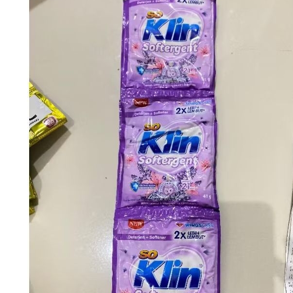 So Klin Softergent ECERAN 1000 DETERGEN BUBUK 41 gram renteng 6 sachet