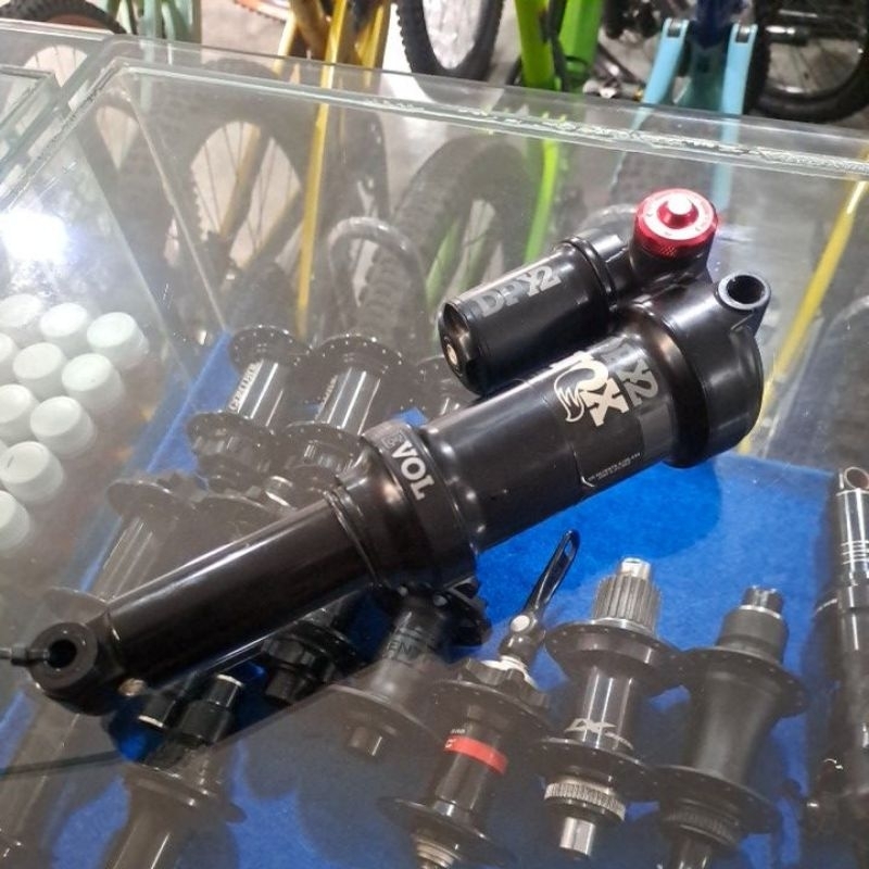 rear shox shok rearshox rearshok fox DPX 2 e to e 210 trunion