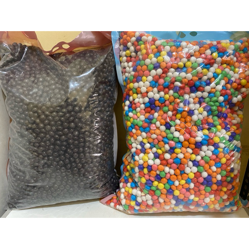 

Biskuit bola coklat/pelangi 5kg (bal)
