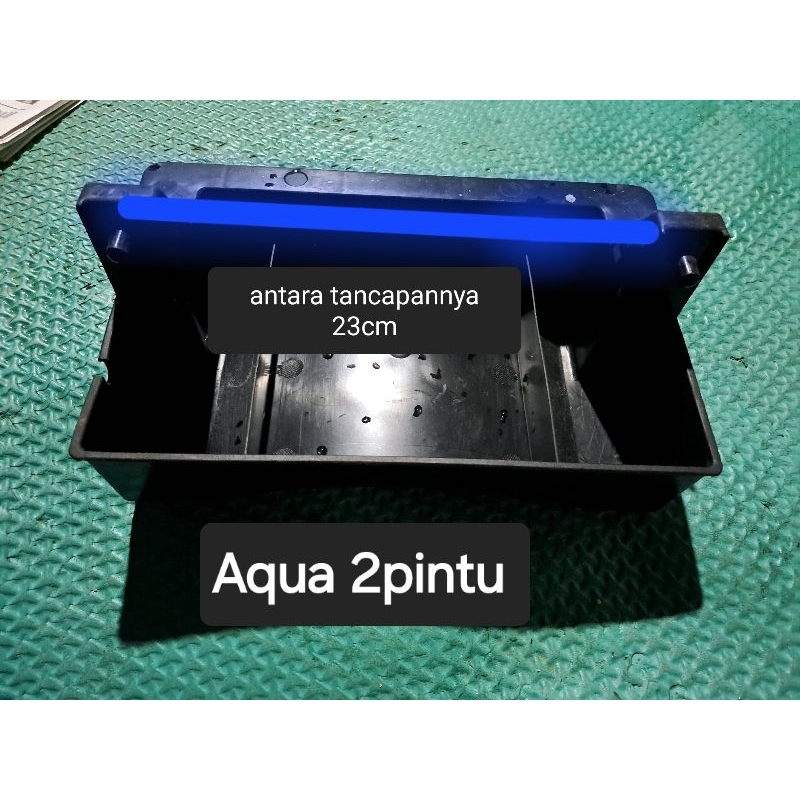 tampungan air belakang kulkas bekas AQUA 2PINTU