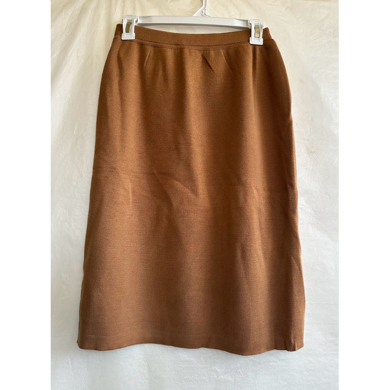 rok rajut warna milo (furing)