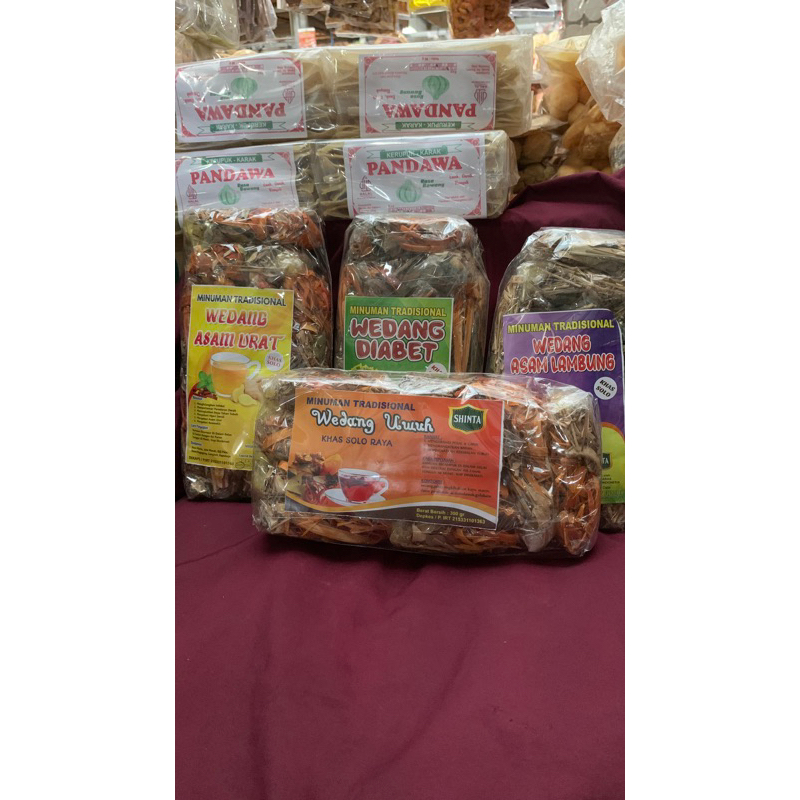 

Wedang uwuh rempah-rempah khas solo