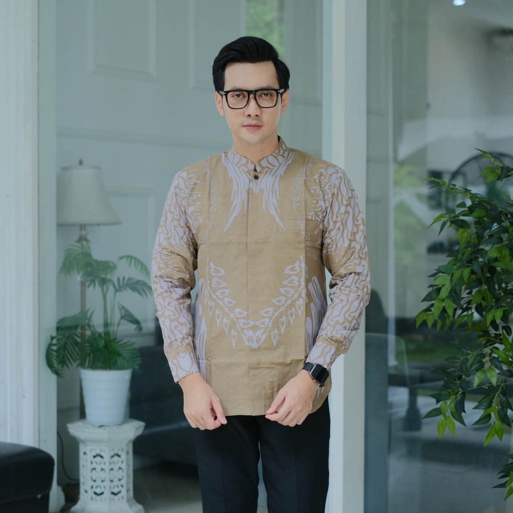 KOKO BATIK PRIA LENGAN PANJANG  ATASAN KOKO BATIK PRIA SLIMFIT DAN REGULER KOKO BATIK PRIA MODERN KO