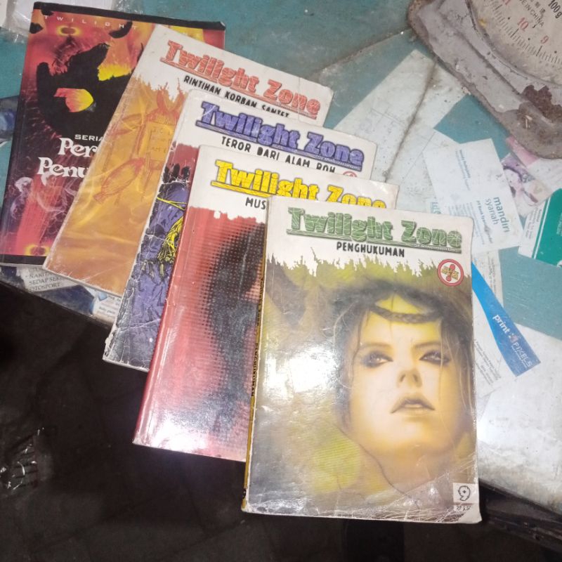 Twilight Zone: komik horor #no.1
