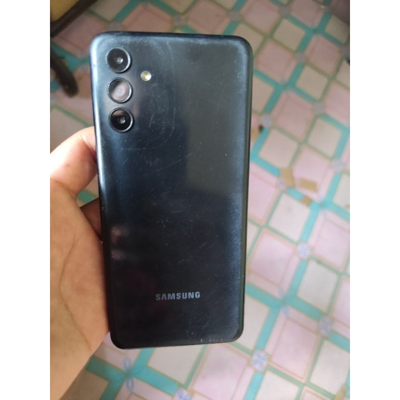 Samsung a04s ram 4 128 GB minus lcd retak/terkunci kondisi fisik seperti di video dan foto mesin seg