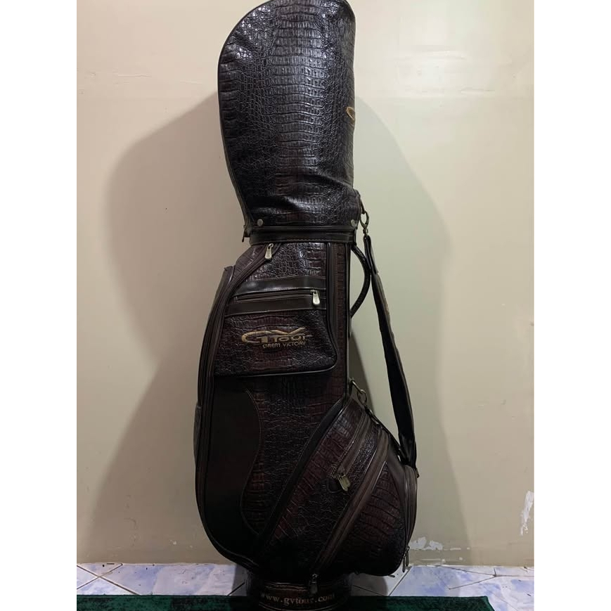 TAS GOLF MERK GV TOUR KULIT BUAYA