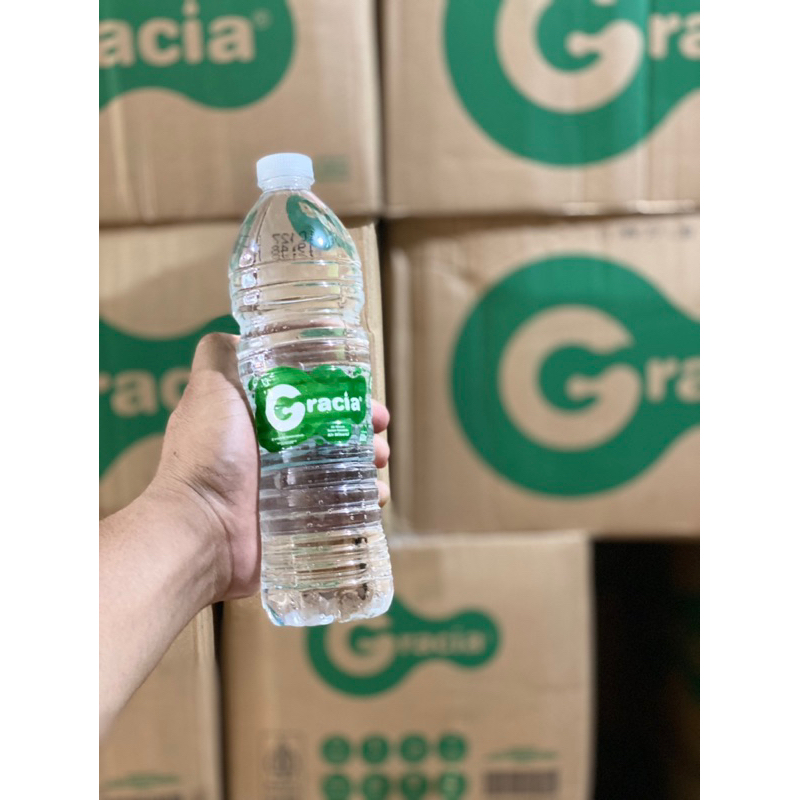 

(GRATIS ONGKIR ) GRACIA AIR MINERAL 600ml isi 24
