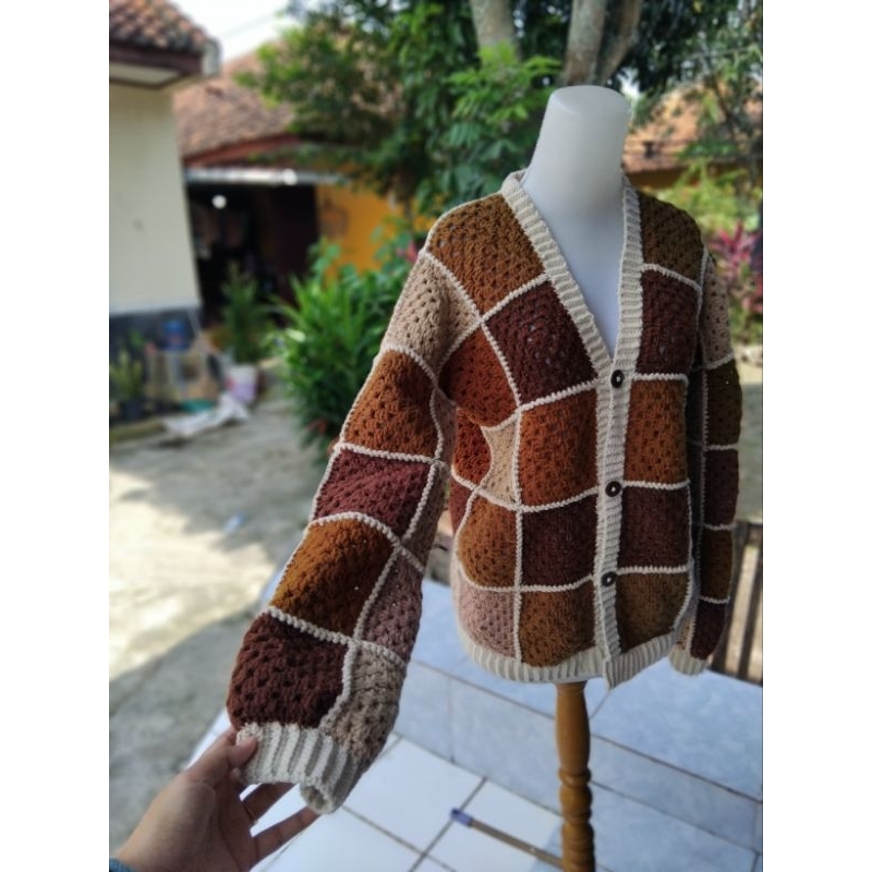Cardigan Rajut handmade - Granny square cardigan