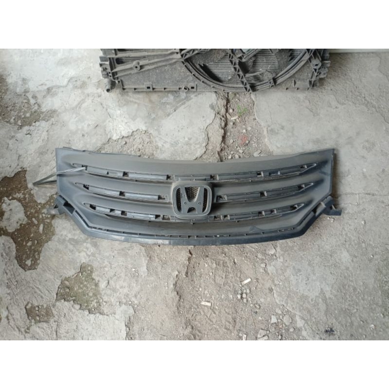 grill honda freed 2012