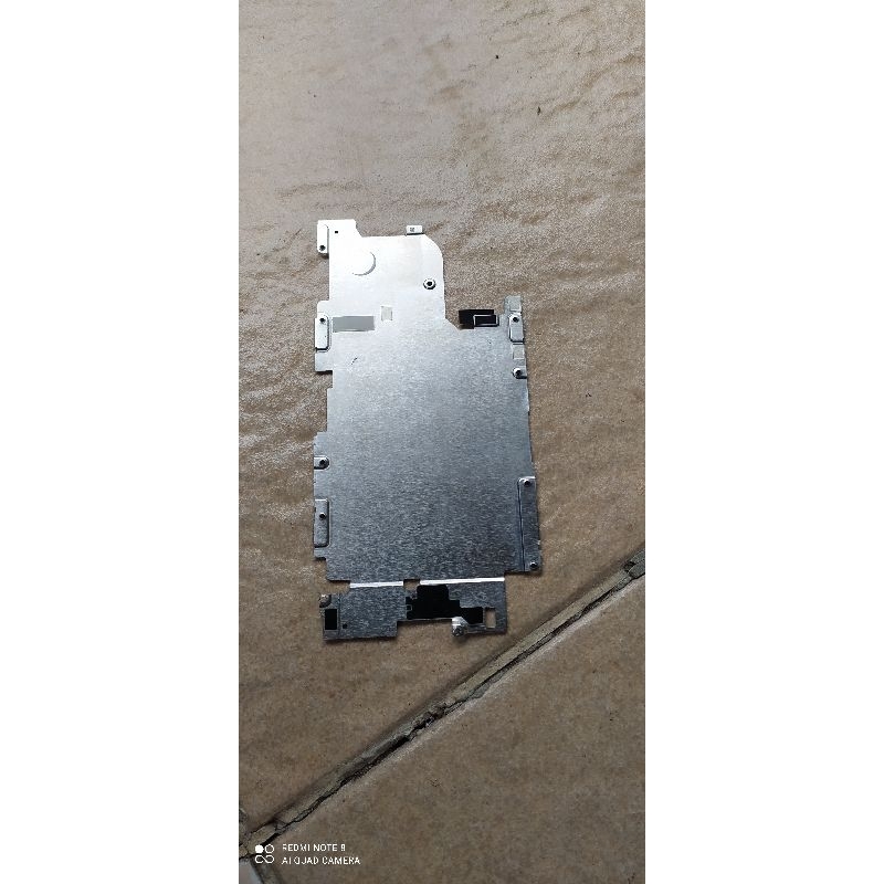plat pelindung baterai/LCD, original copotan Xperia xz2