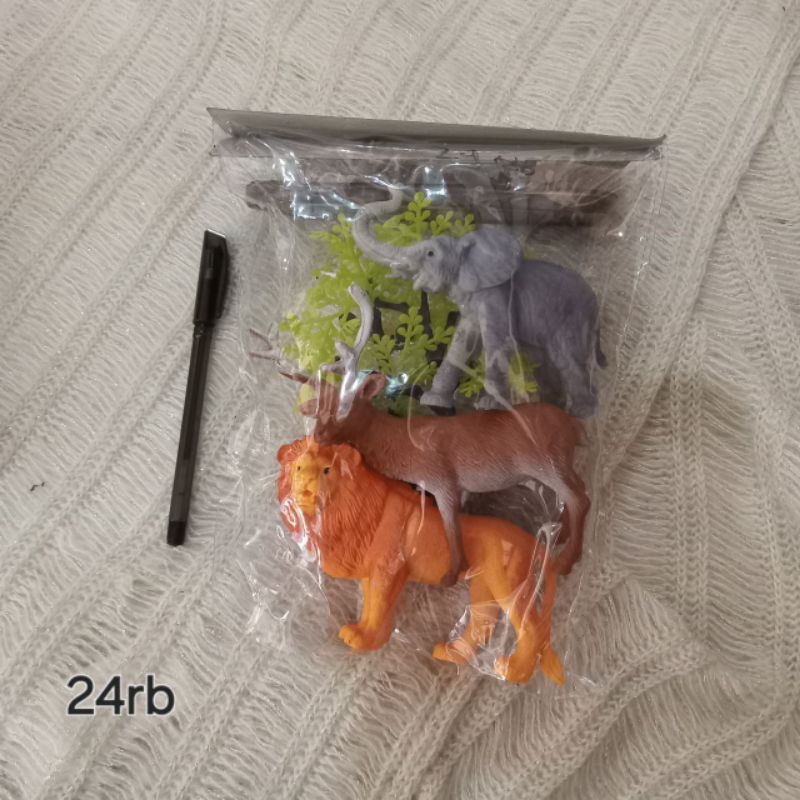 Mainan kebun binatang mini