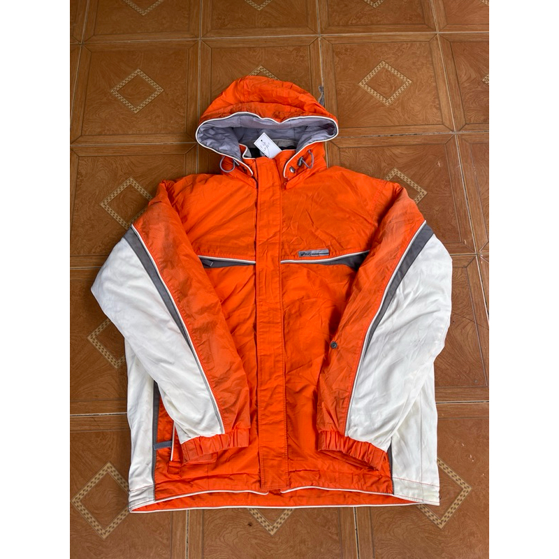 JAKET OUTDOOR ASICS