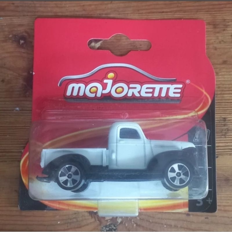 majorette chevrolet 1946 pickup diecast (t)