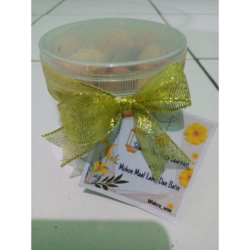 

Hampers Toples dan isinya