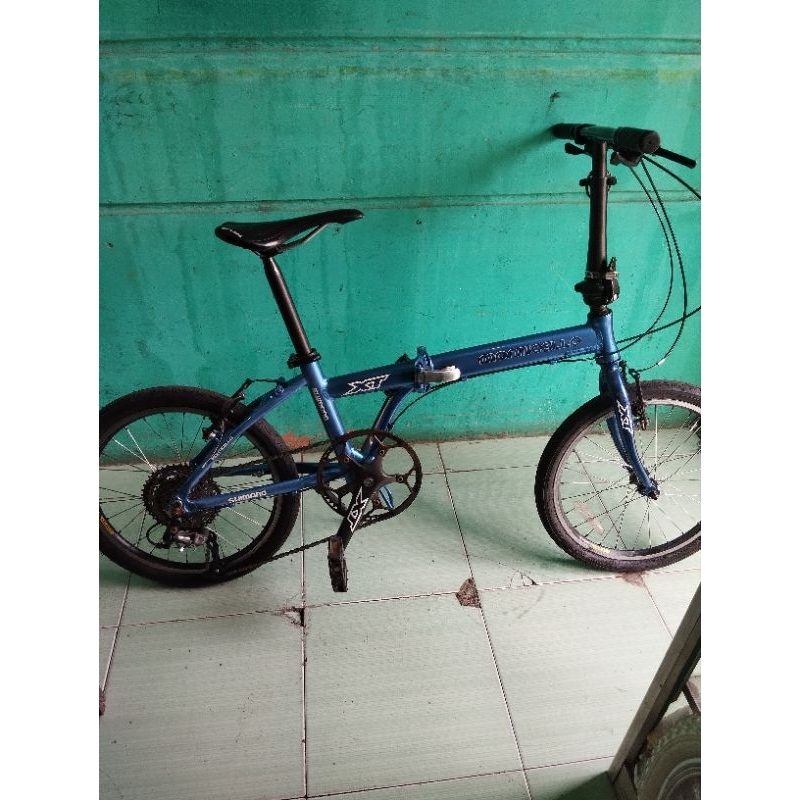 sepeda lipat Monticello 9 speed sproket 11 x 42 . baru Repaint.