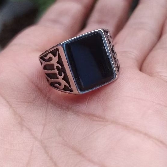 batu cincin akim yaman cibeet