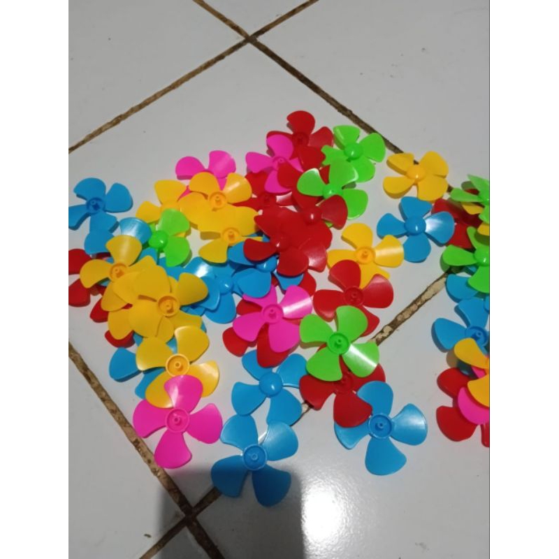 kipas layangan/baling-baling layangan