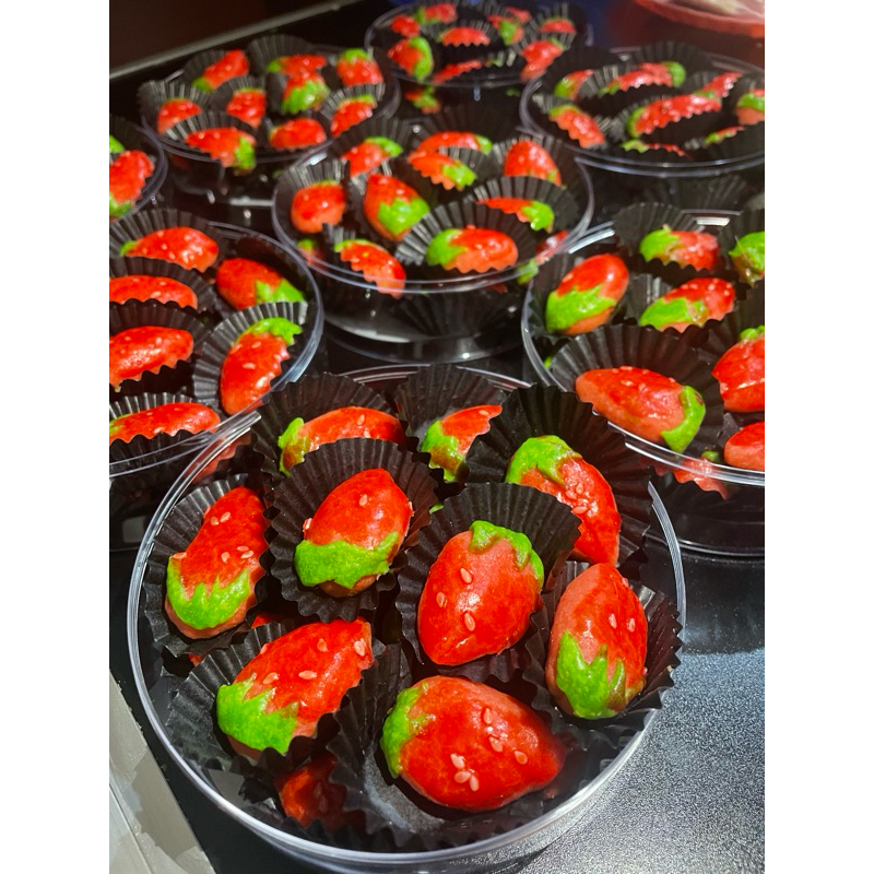 

nastar strowberry isi keju