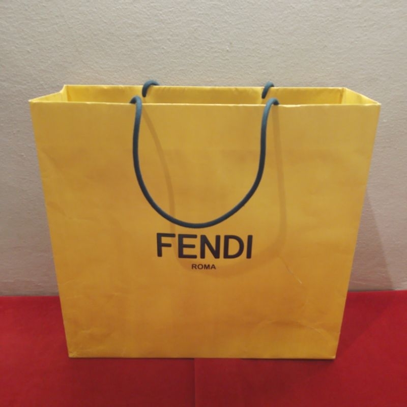 

KANTONG BELANJA PAPERBAG BRANDED AUTHENTIC ORIGINAL F3NDI PAPER BAG