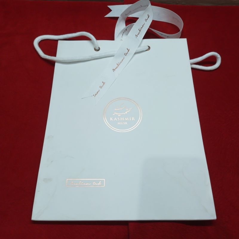 

KANTONG BELANJA PAPERBAG BRANDED AUTHENTIC ORIGINAL KASHMIR MUSK PAPER BAG