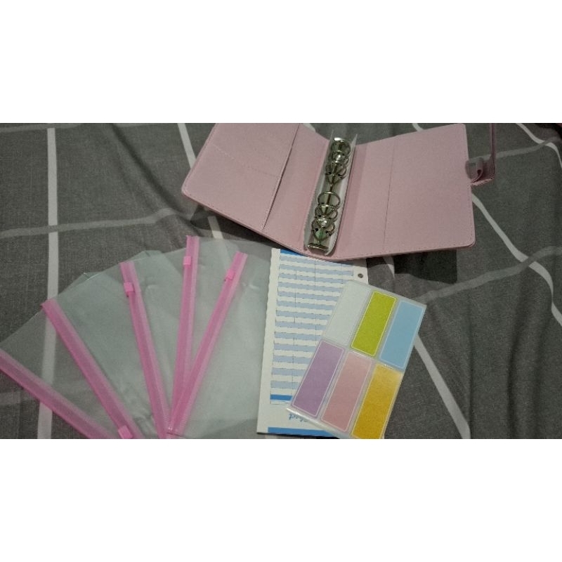 

Binder Keuangan