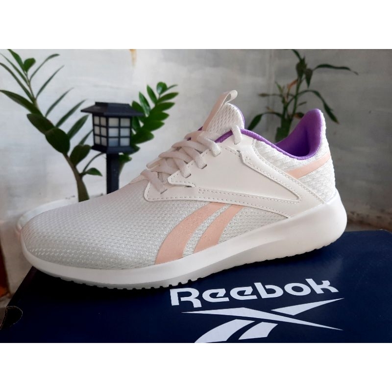 sepatu sport cewek reebok warna putih original putih tulang