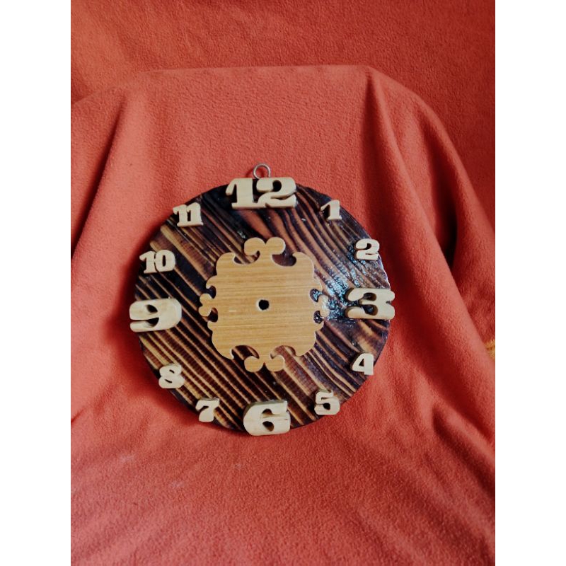 Hiasan Jam dinding bulat kaligrafi dari kayu jati