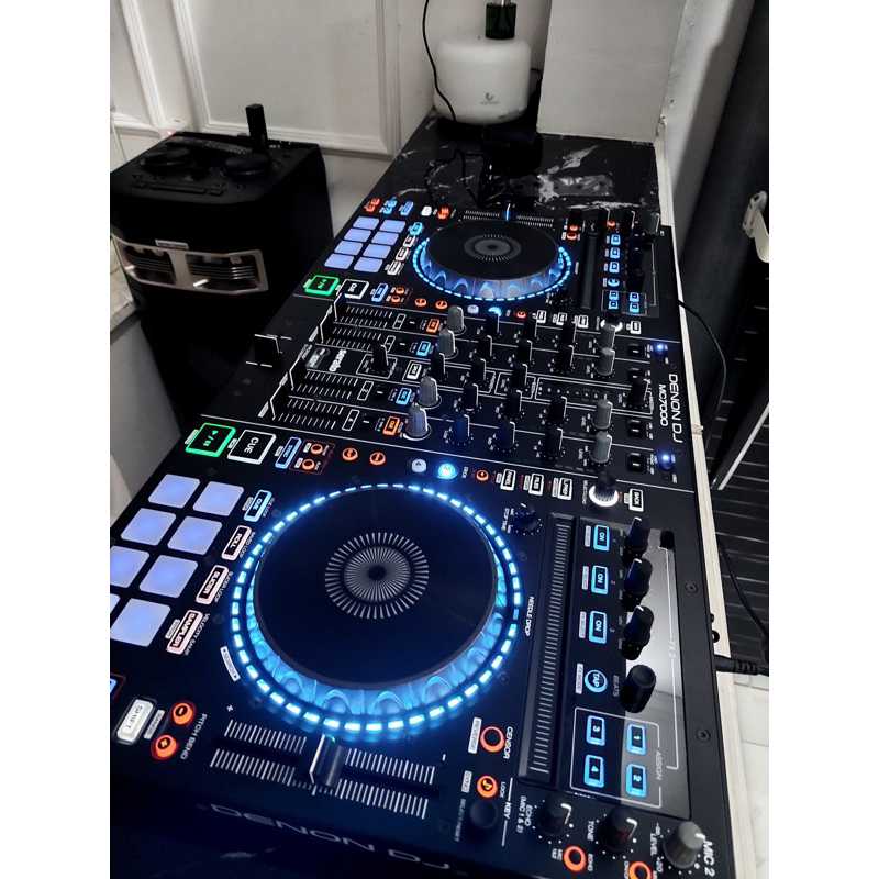 DENON DJ MC 7000