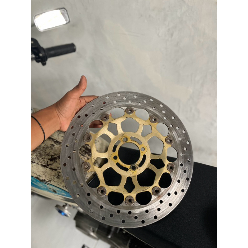 Disk moge lawasan ukuran 300