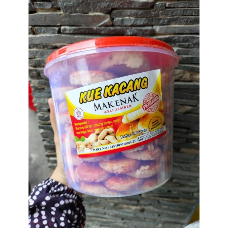 

kue kacang mak enak