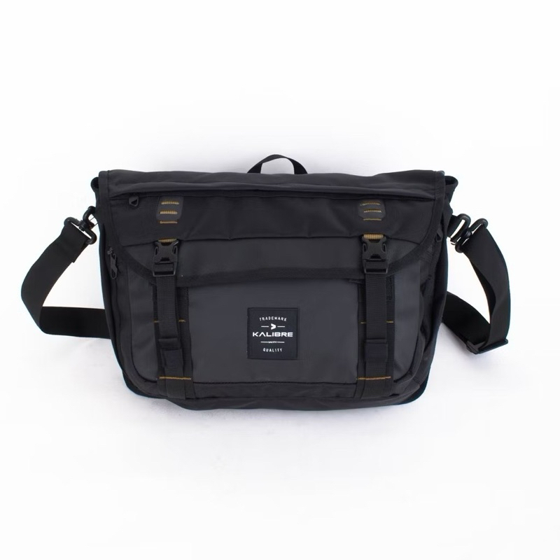 Kalibre Tas Slempang Daywalker 03 [preloved]
